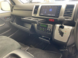 【 オートエアコン 】車内温度を感知して自動で温度調整をしてくれるのでいつでも快適な車内空間を創り上げます!