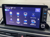 ナビ機能だけでなく、フルセグ、Bluetoothなどのオーディオ機能がついています!