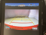 嬉しいバックモニター付き!駐車が苦手な方でも安心♪