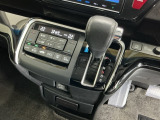 発進時から滑らかに加速する無段階変速のCVTはストップ&ゴーの多い街の中も快適です