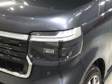 LEDヘッドライトは、点灯の瞬間から最大光量を発揮し、突然暗くなるトンネルなどでの安定感を高めます。