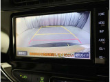 バックガイドモニターで、後方を確認しながら安心して駐車することができます。運転初心者も熟練者も必須の機能ですよ!