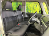 運転席シート廻りは使用感も少なく、良好な状態となっています。前オーナー様が丁寧に使っていたことがよくわかりますね。