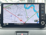 Gathersメモリーナビがついています。CD、DVD、サウンドコンテナ、Bluetoothオーディオ、フルセグが視聴できます。