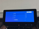いまや必須装備「ナビゲーション」搭載!知らない場所にスイスイッとドライブ。もう、これなしではハンドルを握れませんね!でも運転中の操作は危険ですのでご注意ですね☆