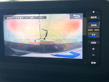 【バックカメラ】駐車時に後方がリアルタイム映像で確認できます。大型商業施設や立体駐車場での駐車時や、夜間のバック時に大活躍!運転スキルに関わらず、今や必須となった装備のひとつです!