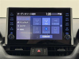 【純正9インチナビ】人気の9インチナビ(純正)を装備。マップ表示も見やすく、操作性も◎。Apple CarPlay、AndroidAutoにも対応。