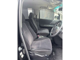 運転席シートです。