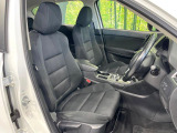 運転席シート廻りは使用感も少なく、良好な状態となっています。丁寧に使われていたことがよくわかりますね。