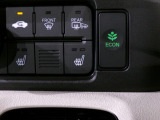 【シートヒーター】シートヒーター装備車です。寒い冬に乗車中とても暖かく快適に移動できます。冷え性の方にピッタリの装備です!