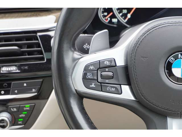 BMW 5シリーズセダン 540i xドライブ Mスポーツ 4WD の中古車詳細