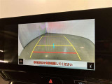 バックギアに入れると、このように後方が映し出されます!最終確認はご自身の目と耳で必ず行ってください!安全第一で!
