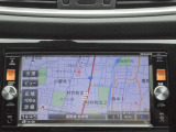純正7インチメモリーナビ フルセグTV 快適ドライブサポートします。