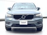 購入後は全国のVOLVO正規ディーラーにてアフターサービスをお受けいただけます。定期点検サービス、延長保証などの有料サービスも手厚くご用意しておりますので、ご不安事はお気軽にご相談下さい。