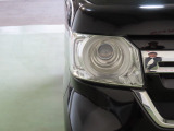 LEDヘッドライトは、点灯の瞬間から光量を発揮し、突然暗くなるトンネルなどでの安定感を高めます。