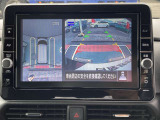 アラウンドビューモニターです☆車の前後左右にカメラがついており駐車時には上から車を見たような画面が見れますので、4方向の状況を確認することができる便利な機能です☆