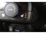 シートヒーター装備付き車!!座席に埋め込まれた電熱線によりシートを暖めることが出来る装備で、温められたシートは、寒い冬には最適です!!