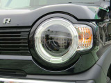 ヘッドライトはLEDランプです。LEDランプは従来のハロゲンランプと比べて、長寿命・省電力、そしてとても明るいのです!