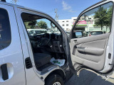 4WD/ディーゼルターボ/両側スライドドア/リヤヒーター/フルセグTV付きナビ/バックカメラ/パートタイム4WD/電格ミラー/Bluetooth接続/積込ホイール付タイヤ