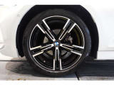 318i Mスポーツの入荷です!お車詳細や展示状況はフリーダイヤル(0078-6002-498412)またはBPS城東鶴見06-6933-6600迄お問合せ下さい。