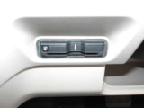 ETCは納車時にはセットアップして納車いたしますので、カードを入れればすぐにお使いいただけます。