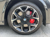 自動車保険も純正のクオリティを。BMWの正規ディーラーのみが取り扱い可能な、BMW専用自動車保険。専任のスタッフが皆様のカーライフを24時間365日サポート致します。
