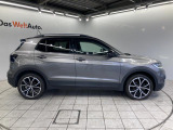●Volkswagenを知り尽くしたスペシャリストが隅々まで整備●各モデルの情報がインプットされた専用テスターで過去の細かな不具合を確認。モデルごとや部位ごとに専用スペシャルツールを用いて整備します。