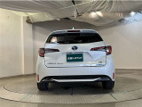 リヤ、後ろから見るとまた車の印象が変わってきますね☆☆