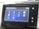 ナビゲーションは純正メモリーナビを装着しております。AM、FM、CD、DVD再生、Bluetooth、フルセグTVがご使用いただけます。初めて訪れた場所でも安心ですね!