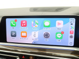 【アップルカープレイ】iPhoneがBMW車両とワイヤレスで接続されます。Apple CarPlayでは、オーディオストリーミングやメッセージングアプリがディスプレイに表示されます。
