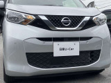 配光特性に優れ路肩まで明るく照らすLEDライトを採用、対向車への眩惑を防ぐマニュアルレベライザーも完備!