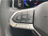 同一車線内全車速運転支援システム「Travel Assist」機能を装備。前を走行中の車両に一定の間隔で追従停止発進を自動で制御し、走行中の安全確保と疲労軽減に効果があります。