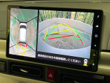 【パノラマモニター】専用のカメラにより、上から見下ろしたような視点で360度クルマの周囲を確認することができます☆死角部分も確認しやすく、狭い場所での切り返しや駐車もスムーズに行えます。