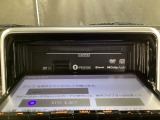センターディスプレイオープンでCD、DVDが再生可能です。