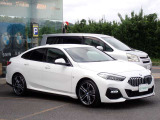 BMW在庫保有台数常時100台以上!ご来店の際はBMW本店(厚木市下荻野140-1)にご来店ください!弊社自慢の全天候型ショールーム!BMW在庫保有台数常時100台以上ございます!