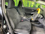 運転席シート廻りは使用感も少なく、良好な状態となっています。丁寧に使われていたことがよくわかりますね。