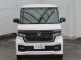 【Honda SENSING装備】ミリ波レーダーとカメラを用いた先進の安全運転支援システムです。衝突軽減ブレーキに始まり、車線維持システム、標識認識機能などの支援で安全運転をサポート致します。