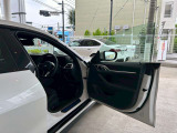 BMW正規ディーラー BMW Premium Selection調布の認定中古車です。厳しい基準をクリアした高品質車両のみ販売。BMW認定中古車保証付き(最長4年・距離無制限)、全国納車対応可能です。