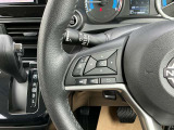 ステアリングスイッチです。ナビのオーディオコントロールが手元で行えます