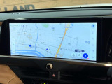 【12.3インチワイドナビ】高級感とインパクトのある大型ワイドナビを装備。各種オーディオ操作はもちろん、横長ワイド画面でのマップ2分割表示など、利便性も高いナビです♪
