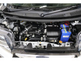 DOHC 12バルブ インタークーラーターボエンジンは、力強い加速性能と高効率な燃焼を両立。ターボによる余裕のある走りと、DOHC構造によるスムーズなエンジンレスポンスが魅力です。
