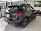 【ご納車後について】遠方のお客様はお住まいのエリアのBMWサービス工場にてメンテナンスを受けて頂けます。現地BMWへのお取次ぎなどもさせて頂きますのでご安心下さい。