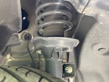 お車を安心してお乗りいただく為には、足回りの定期点検が欠かせません。サービスサポート(有償保証)では無料点検もご提供しており、安心のカーライフをお過ごしいただけるサポート体制が整っています。