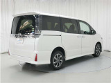 ヴォクシー 2.0 ZS 煌II 4WD 