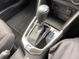アクセルペダルを踏み込む量や速さに応じて変速パターンをし、人馬一体の運転感覚を発揮してくれる6速オートマ!