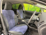 運転席シート廻りは使用感も少なく、良好な状態となっています。前オーナー様が丁寧に使っていたことがよくわかりますね。