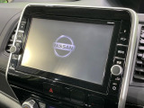 【純正9型ナビ】人気の純正ナビを装備しております。ナビの使いやすさはもちろん、オーディオ機能も充実!キャンプや旅行はもちろん、通勤や買い物など普段のドライブも楽しくなるはず♪