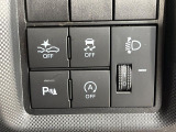 【クリアランスソナー】バンパーに付いたセンサーが障害物を検知!一定の距離に近づくとアラートで教えてくれます♪狭い駐車スペースや車庫入れ時も安心ですね☆