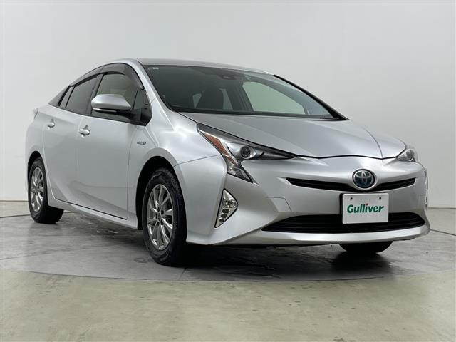 プリウス 1.8 S E-Four 4WD 修復歴無し