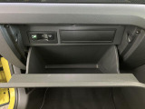 グローブボックスです。